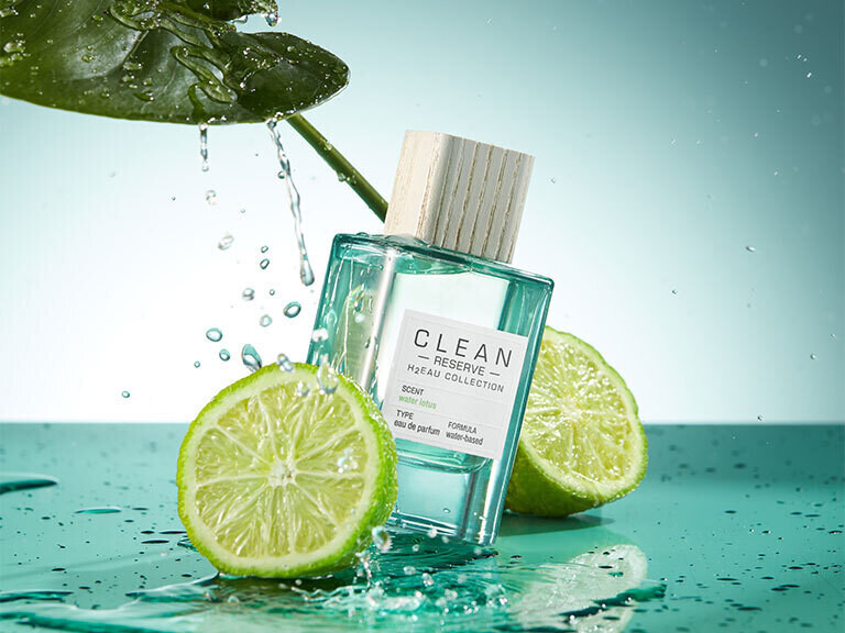 Clean Beauty Collective CLEAN RESERVE H2EAU Water Lotus
