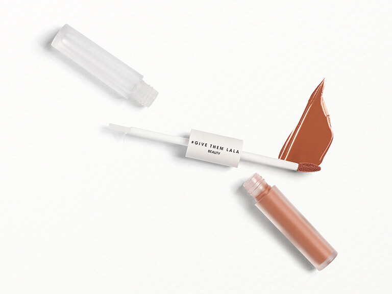 Give Them Lala Beauty Matte Moisture Lip Wand Give them lala beauty matte moisture lip wand